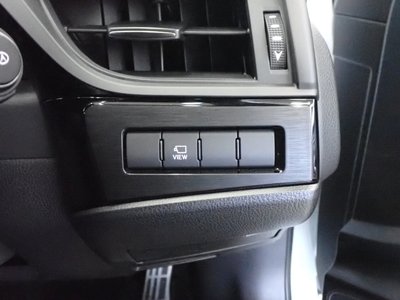 صورة مصغرة 41 لـ 2022 Lexus ES