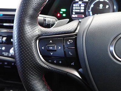 صورة مصغرة 38 لـ 2022 Lexus ES