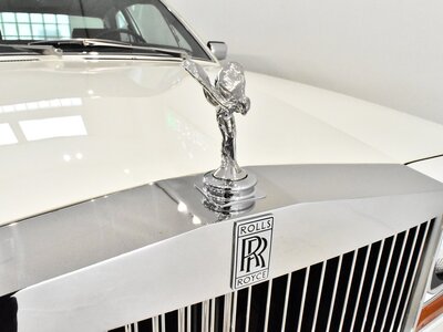 ROLLS-ROYCE CAMARGUE - 7