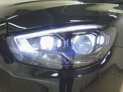 MERCEDES-BENZ E-CLASS - 3