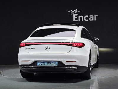 MERCEDES-BENZ EQS - 4