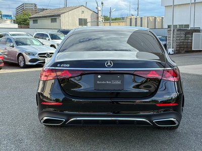 MERCEDES-BENZ E-CLASS - 8