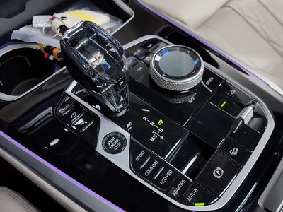 2022 BMW X5 — миниатюра 12