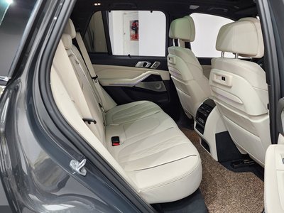 2022 BMW X5 — миниатюра 17