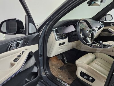 2022 BMW X5 — миниатюра 13
