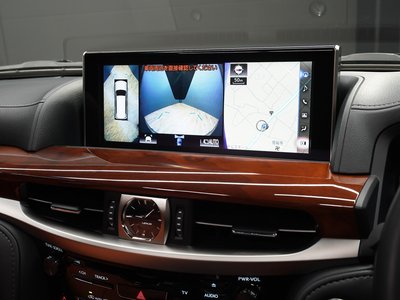 LEXUS LX - 6