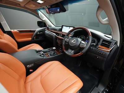 2021 Lexus LX 缩略图 17