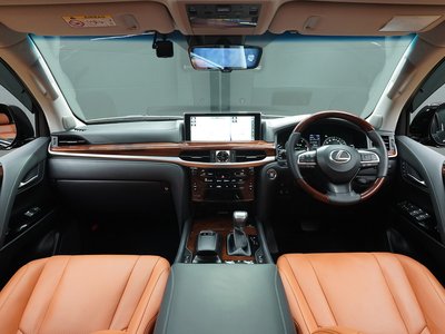 LEXUS LX - 5