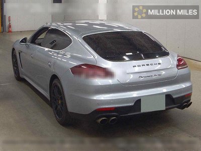 PORSCHE PANAMERA - 2