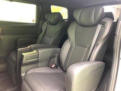 TOYOTA ALPHARD - 8