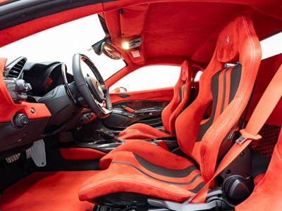 FERRARI 488 - 4