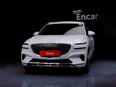 صورة 2 لـ 2023 Genesis GV70