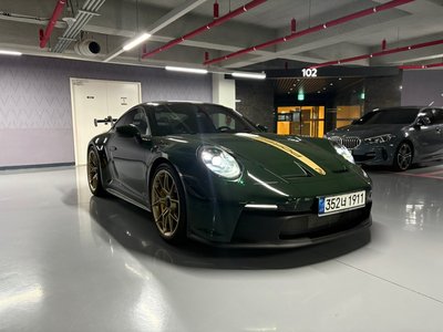 PORSCHE 911 - 4