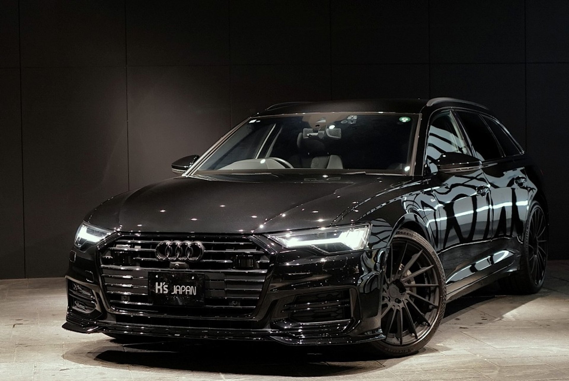 AUDI A6 AVANT - View 1