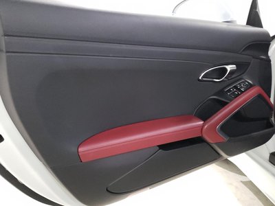 صورة مصغرة 49 لـ 2017 Porsche 718