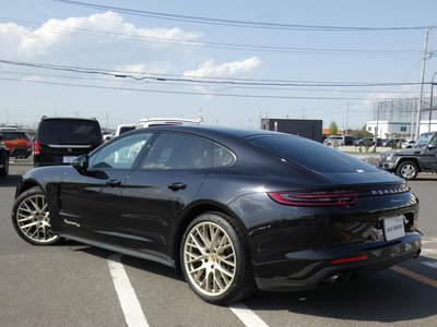 PORSCHE PANAMERA - 6