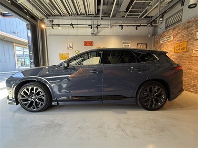 TOYOTA CROWN ESTATE - 2