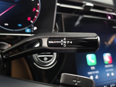 MERCEDES-BENZ E-CLASS - 9