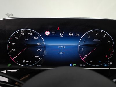 MERCEDES-BENZ E-CLASS - 8