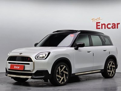 MINI COUNTRYMAN - 1