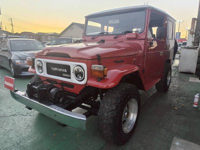 TOYOTA LAND CRUISER 40