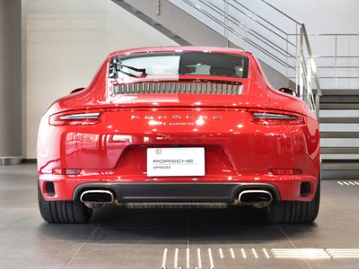 PORSCHE 911 - 4