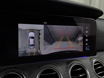 2021 Mercedes-BENZ E-CLASS thumbnail 21