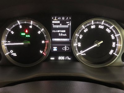 TOYOTA LAND CRUISER 200 - 8