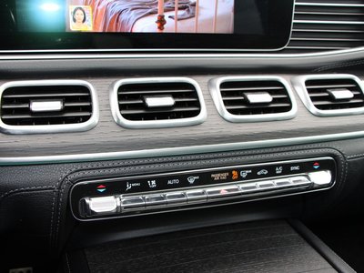 2021 Mercedes-BENZ GLS thumbnail 24