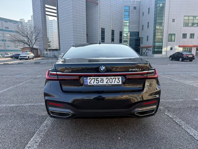 BMW 7 SERIES - 2