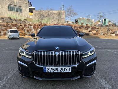 BMW 7 SERIES - 1