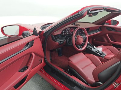 2025 Porsche 911 缩略图 13