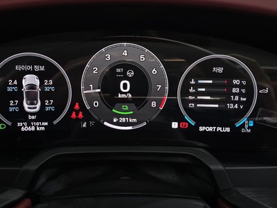 2025 Porsche 911 缩略图 11