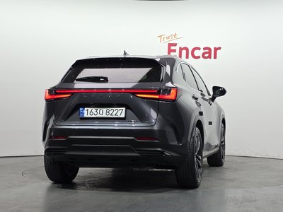 LEXUS NX - 4