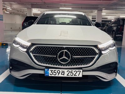 MERCEDES-BENZ E-CLASS - 1