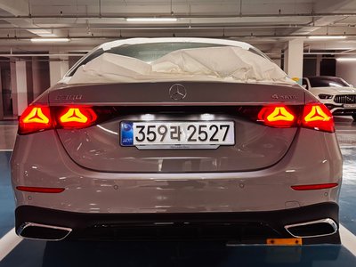 MERCEDES-BENZ E-CLASS - 3