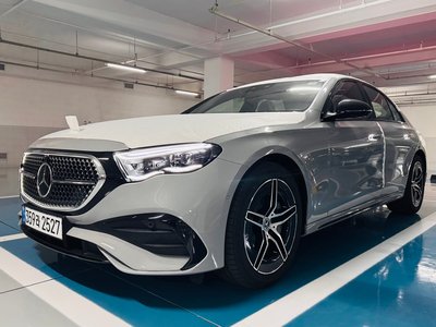 MERCEDES-BENZ E-CLASS - 2