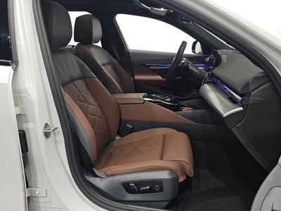 صورة مصغرة 13 لـ 2025 BMW 5 SERIES