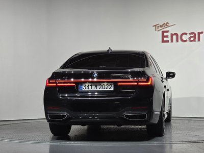 BMW 7 SERIES - 4