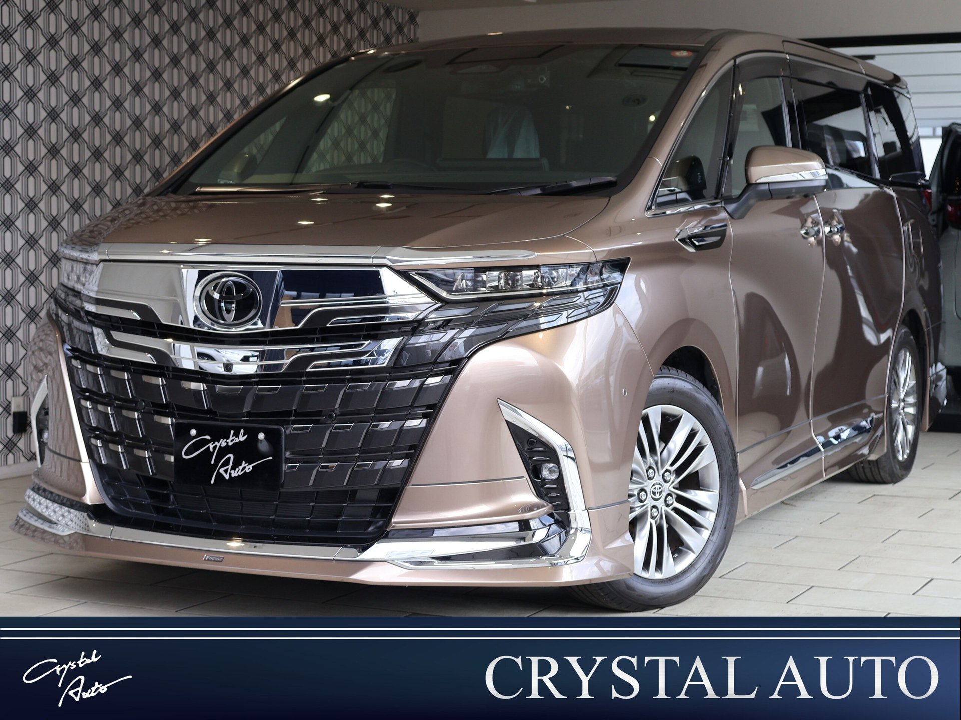 TOYOTA ALPHARD - View 1