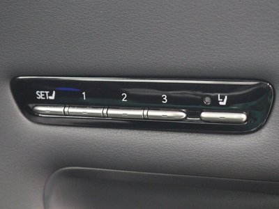 صورة مصغرة 23 لـ 2021 Lexus LS