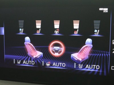 صورة مصغرة 24 لـ 2021 Lexus LS