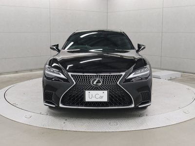 صورة 9 لـ 2021 Lexus LS