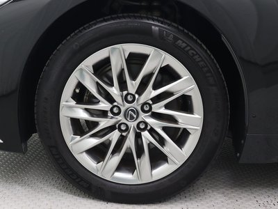 صورة مصغرة 29 لـ 2021 Lexus LS