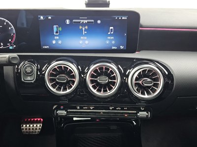 2025 Mercedes-BENZ A-CLASS thumbnail 18