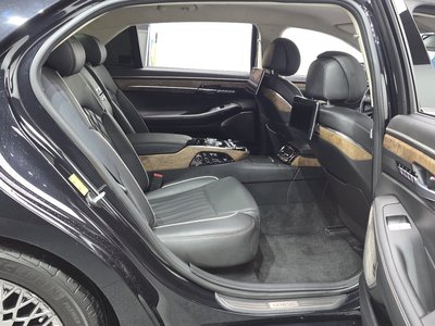صورة مصغرة 12 لـ 2020 Genesis G90