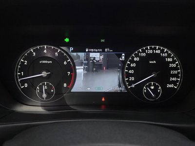 2020 Genesis G90 photo 8