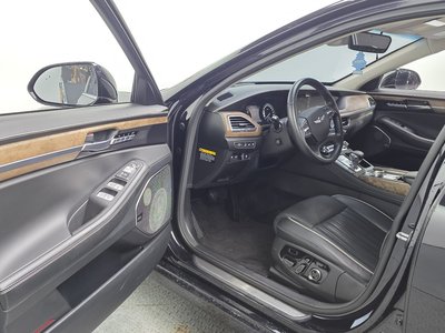 2020 Genesis G90 photo 10