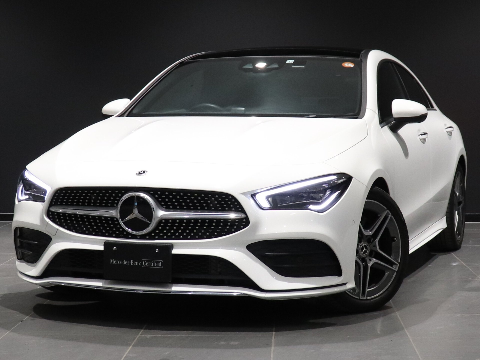 MERCEDES-BENZ CLA - View 1