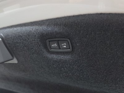 صورة مصغرة 33 لـ 2021 Porsche TAYCAN